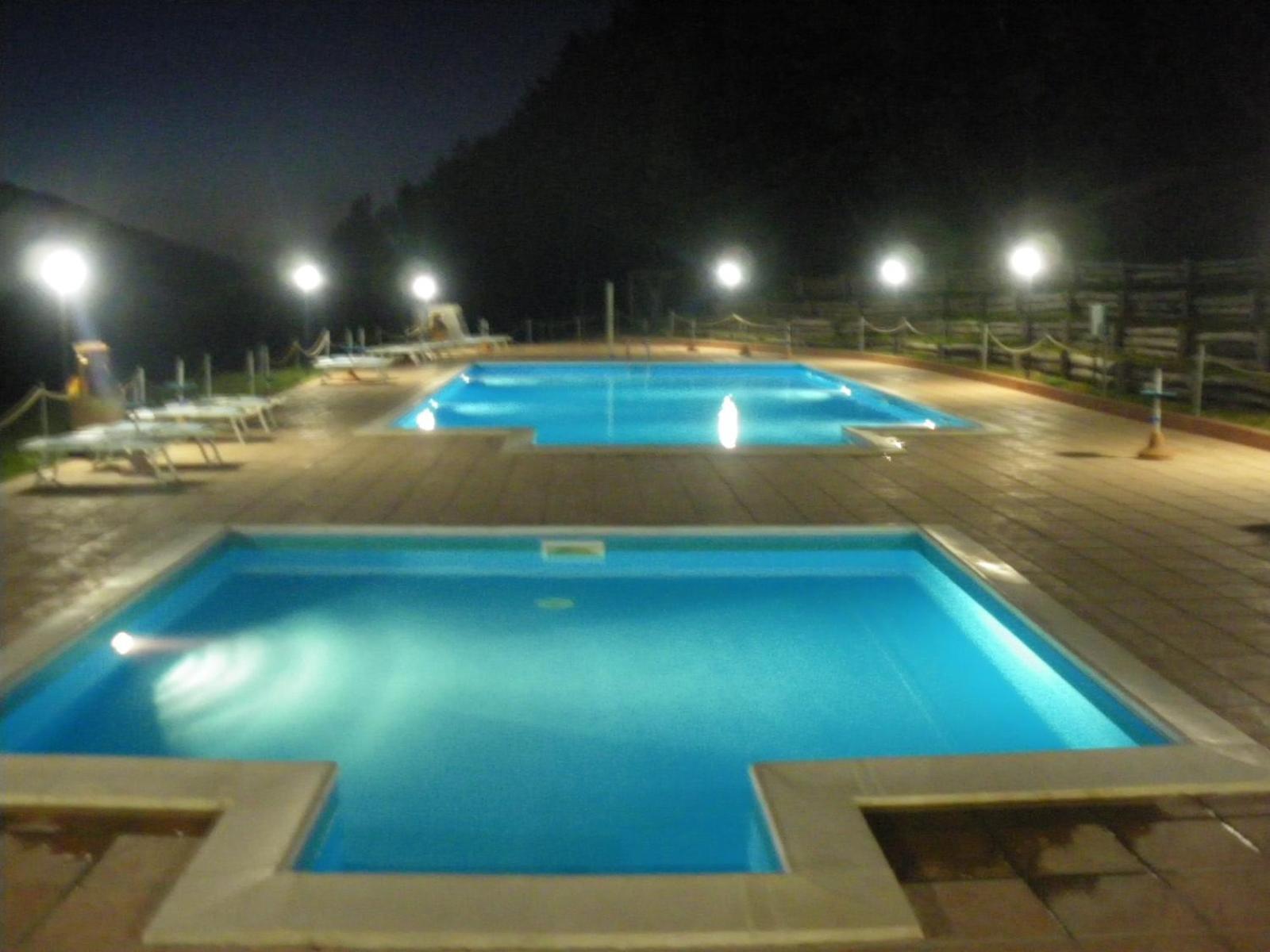 Agriturismo Orsaiola Urbania Exteriér fotografie