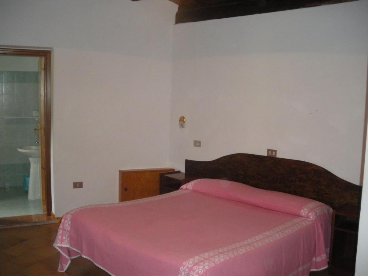Agriturismo Orsaiola Urbania Exteriér fotografie